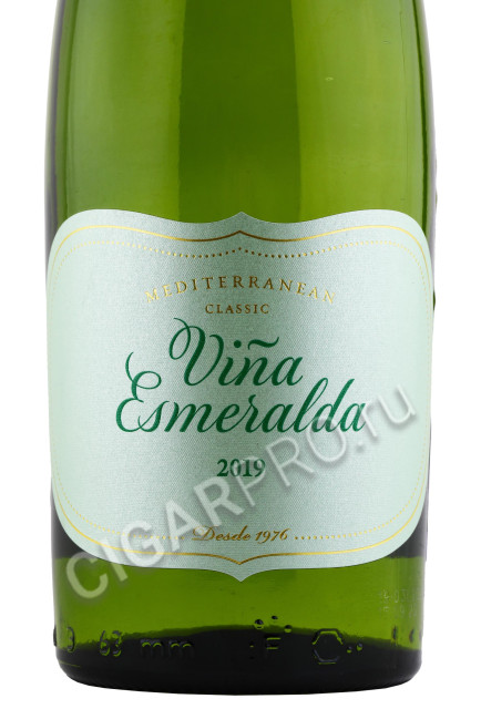 этикеткам вино torres vina esmeralda 0.75л