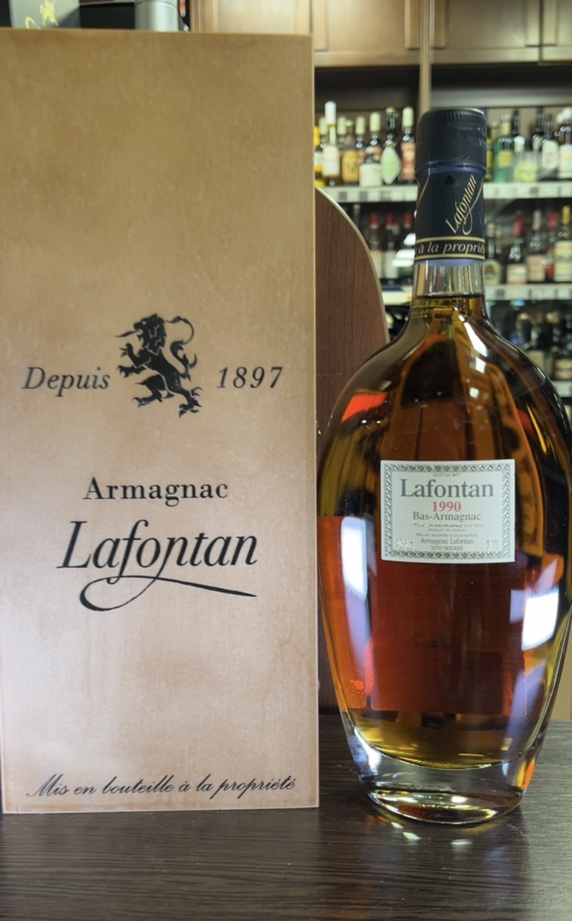 Armagnac Lafontan 1990 years Арманьяк Лафонтан 1990 года 0.7л в деревянной коробке