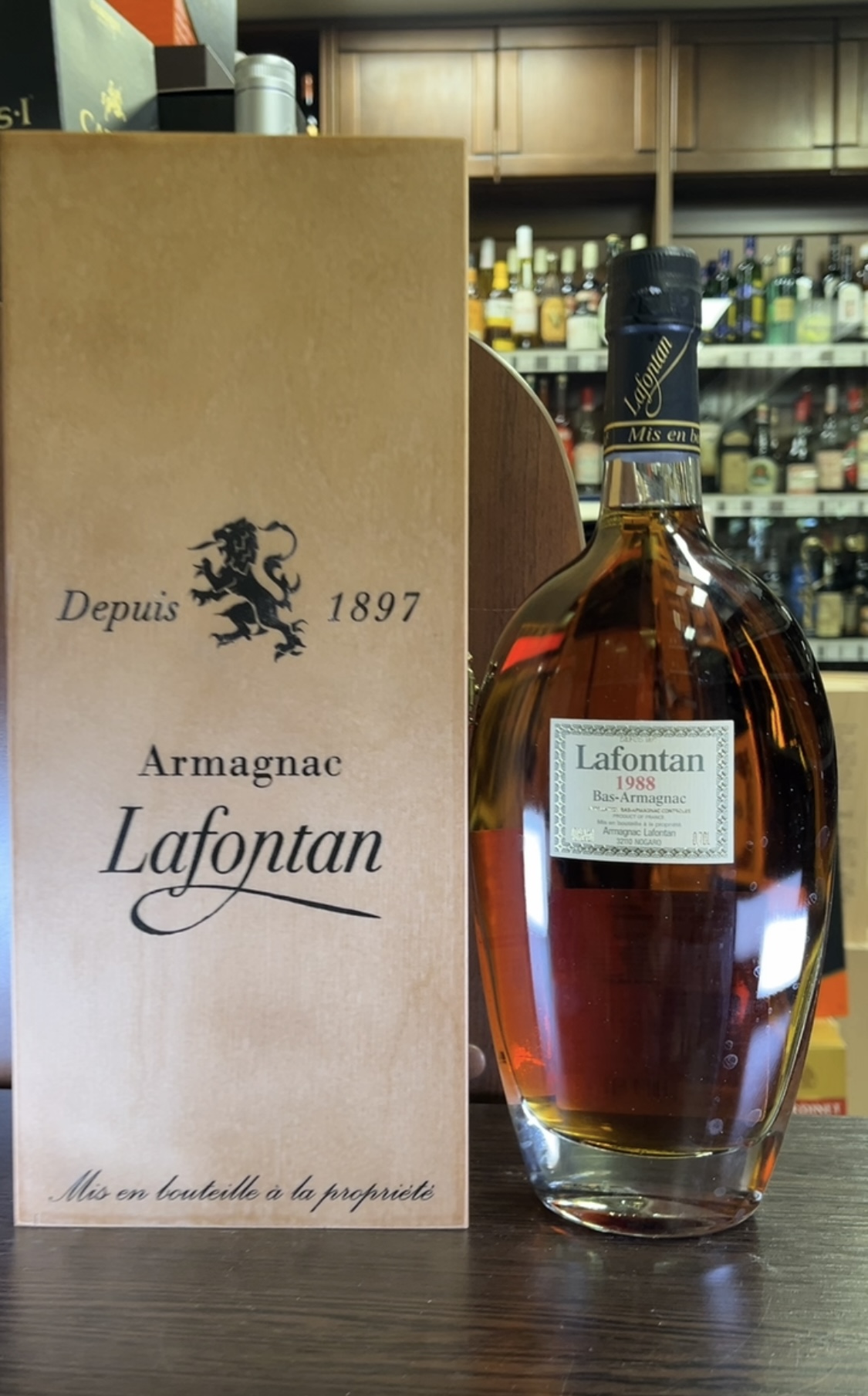 Armagnac Lafontan 1988 years Арманьяк Лафонтан 1988 года 0.7л в деревянной коробке