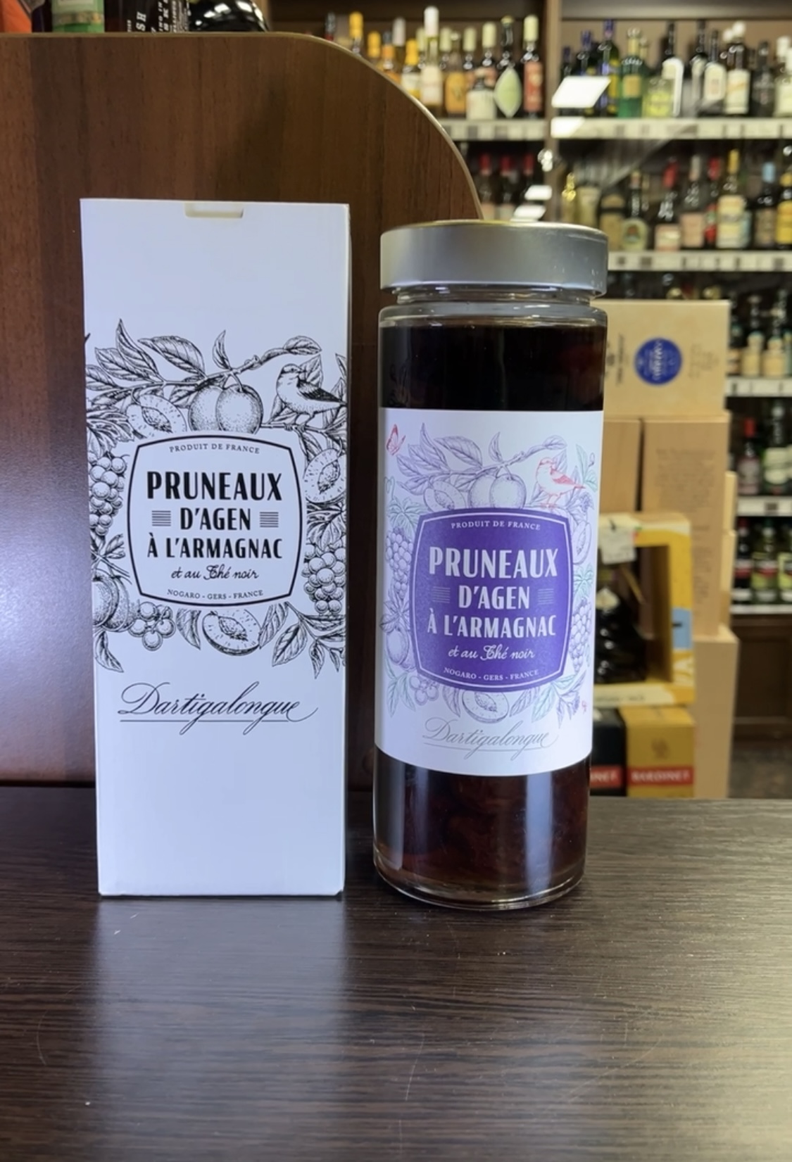 Pruneaux a L Dartigalongue Арманьяк Прюно а Л Дартигалон 0.7л в подарочной упаковке