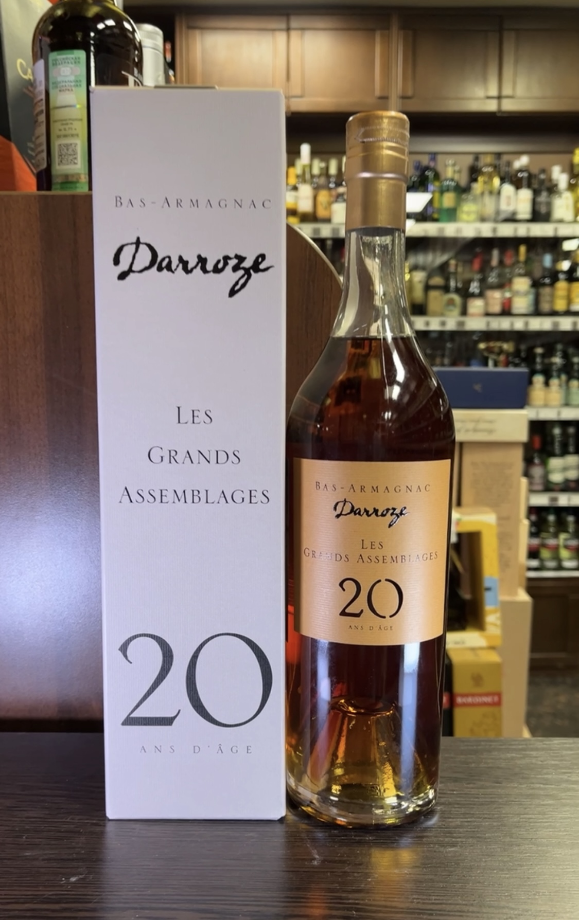 Armagnac Francis Darroze 20 years Арманьяк Франсис Дарроз 20 лет 0.7л в подарочной упаковке
