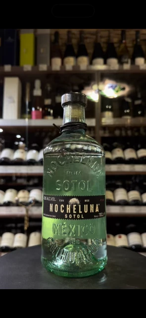 Видео Nocheluna Sotol  Ночелуна Сотол 0.7л