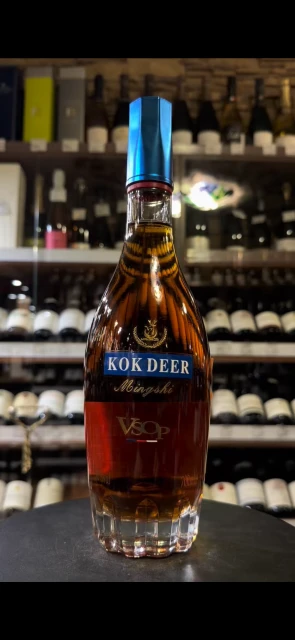 Видео Kok Deer VSOP Бренди Кок Дир ВСОП 0.7л