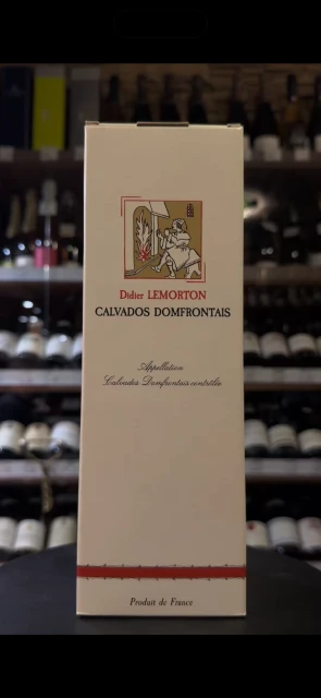 Видео Lemorton Reserve 5 Years Old Кальвадос Лемортон Резерв 5 лет 0.7л в подарочной упаковке