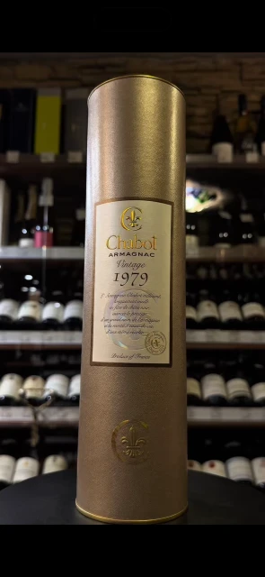 Видео Armagnac Chabot 1979 years Арманьяк Шабо 1979г 0.7л в подарочной тубе