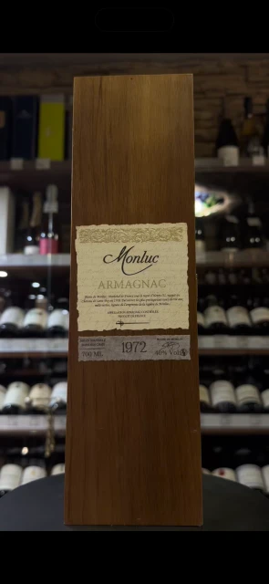 Видео Armagnac Monluc 1972 years Арманьяк Монлюк 1972г 0.7л в деревянной упаковке
