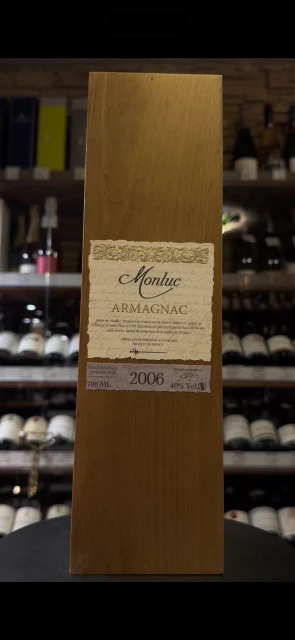 Видео Monluc 2006 years Арманьяк Монлюк 2006г 0.7л