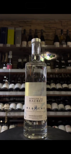 Видео Domaine de Haubet Blanche Арманьяк Домен де Обе Бланш 0.7л