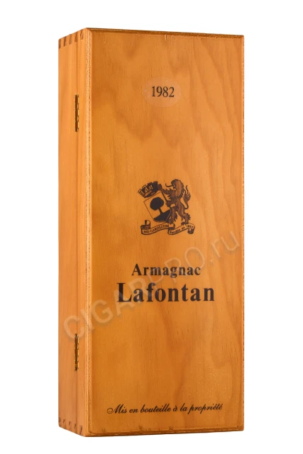 Подарочная коробка Бренди Арманьяк Лафонтан 1982 года 0.7л