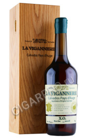 кальвадос la vigannerie xo 0.7л в деревянной упаковке