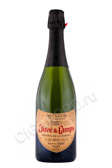 игристое вино juve y camps reserva de la familia gran reserva brut nature 0.75л