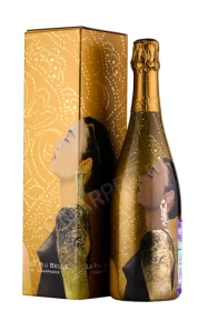 Шампанское Ля Пью Белль 2009г 0.75л в подарочной упаковке