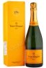 Veuve Clicquot Ponsardin Шампанское Вдова Клико Понсардин 0.75л в подарочной упаковке