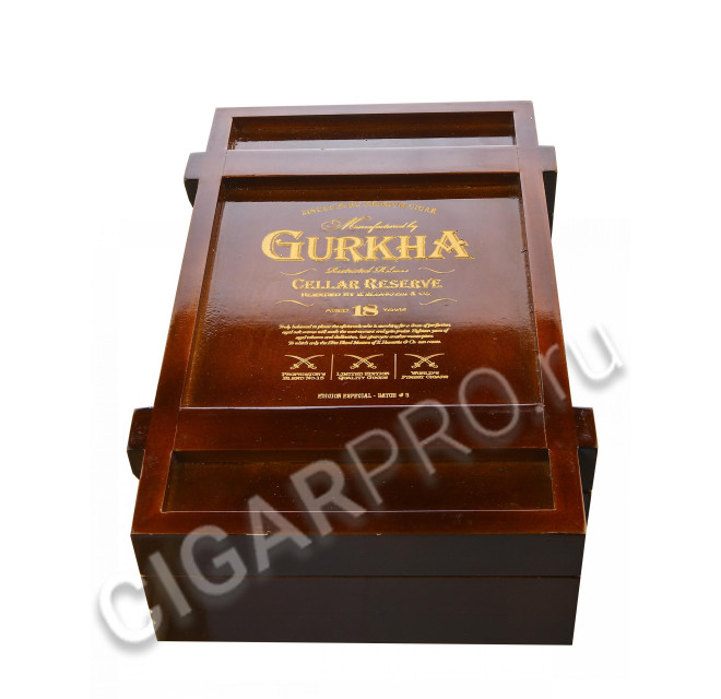 сигары gurkha cellar reserve aged 18 years solara double robusto