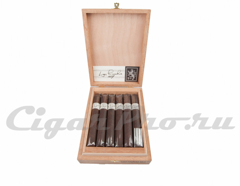 подарочная упаковка liga privada №9 belicoso