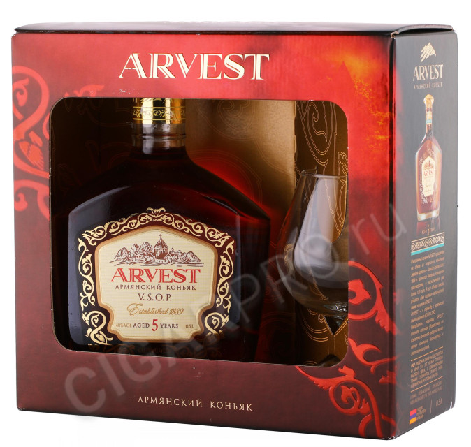 подарочная упаковка коньяк arvest vsop 5 years 0.5л + 1 бокал