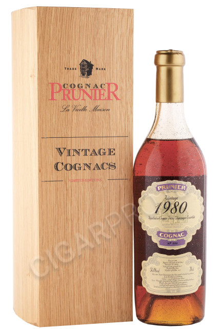 коньяк prunier petite champagne 1980г 0.7л в деревянной упаковке