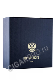 подарочная упаковка коньяк president os 0.75л