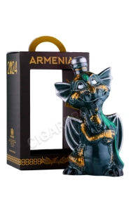 Коньяк Армянский Семь Звезд 7 лет Дракон 2024 0.33л в подарочной упаковке