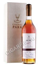 коньяк park fins bois vintage 1977 years 0.7л в деревянной упаковке