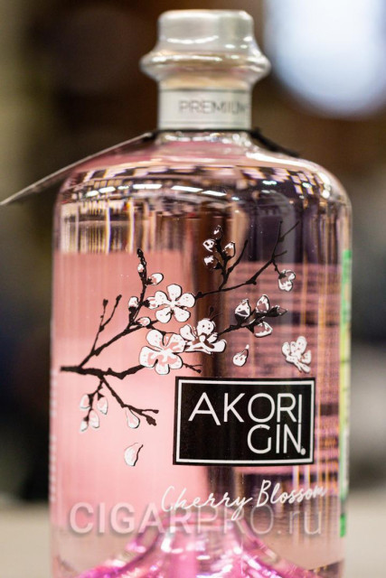 описание этикетки джина Акори Премиум описание этикетки джина Akori Cherry Blossom