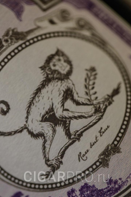 Monkey 47 Schwarzwald Dry Gin мартышка Макси