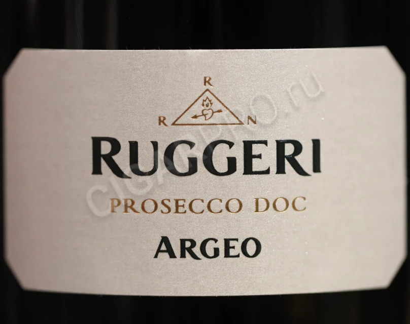 что означает надпись Ruggeri на этикетке Игристого вина Ruggeri Prosecco Valdobbiadene Giall Oro 0.75л