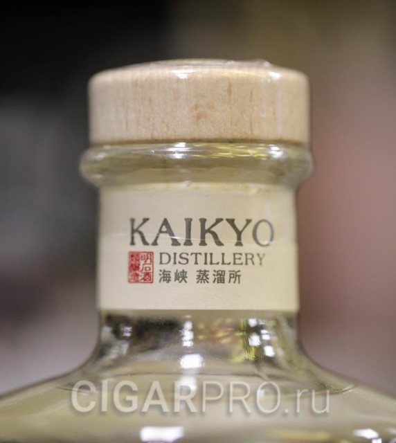135 East Hyogo Dry Gin 135 East Hyogo Dry Gin