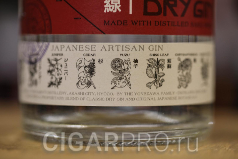 135 East Hyogo Dry Gin японские растительные ингредиенты