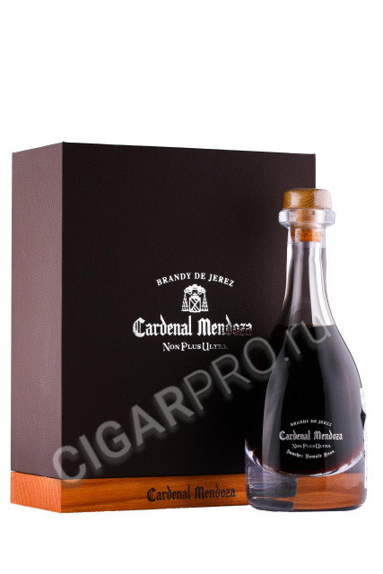 бренди де херес solera gran reserva non plus ultra cardenal mendoza 0.5л