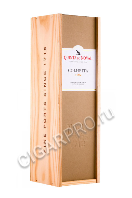 подарочная упаковка портвейн quinta do noval tawny colheita 2007 0.75л