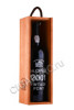 подарочная упаковка портвейн porto royal compahnia velha vintage port 2001 0.75л