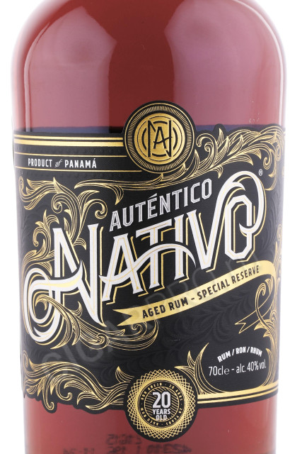 этикетка ром autentico nativo 20 years old 0.7л