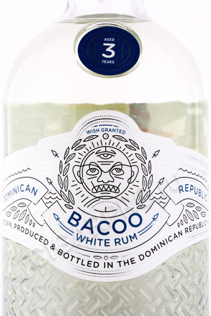 этикетка ром bacoo white 3 years old 0.7л