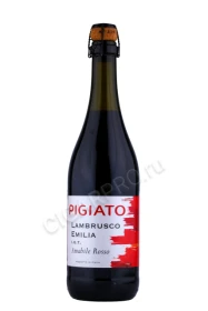 Игристое вино Пиджиато Ламбруско Россо Эмилья 0.75л