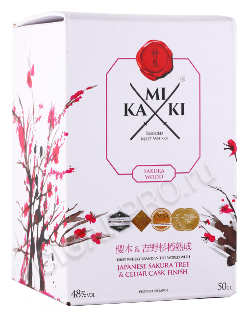 подарочная упаковка виски kamiki sakura wood blended malt 0.5л