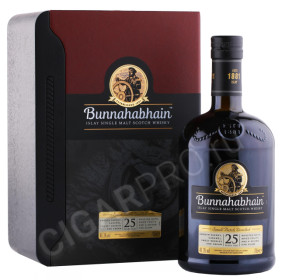 виски bunnahabhain aged 25 years 0.7л в подарочной упаковке