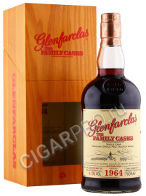 виски glenfarclas family casks 1964г 0.7л в деревянной упаковке