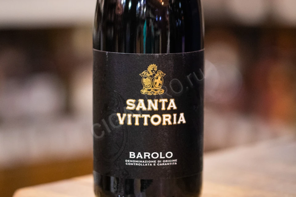 Этикетка Вино Санта Виттория Бароло 0.75л