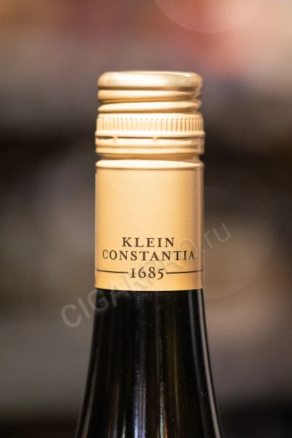 Логотип на колпачке вина Кляйн Констанция Рислинг 0.75л