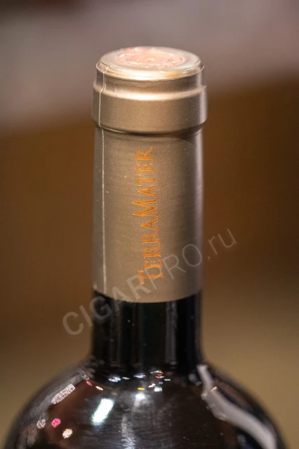 Логотип на колпачке вина Терраматер Магис Карменер Лимитед Резерв 0.75л