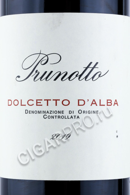 этикетка итальянское виноprunotto dolcetto d alba 0.75л