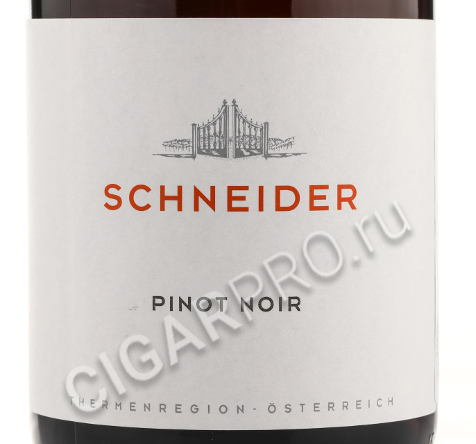 этикетка schneider pinot noir thermenregion