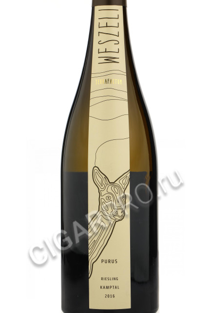 этикетка weszeli purus riesling kamptal