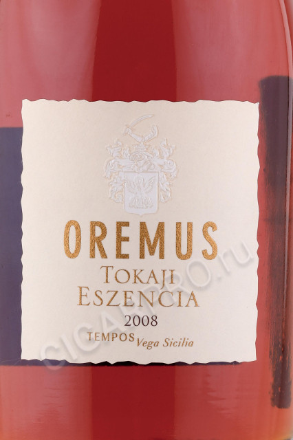 этикетка венгерское вино oremus tokaji eszencia 0.375л