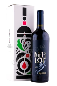 Вино Усадьба Маркотх Мерло резерв 0.75л в подарочной упаковке