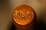 Логотип на колпачке вина 50&50 Капаннелле Авиньонези 2020г 0.75л