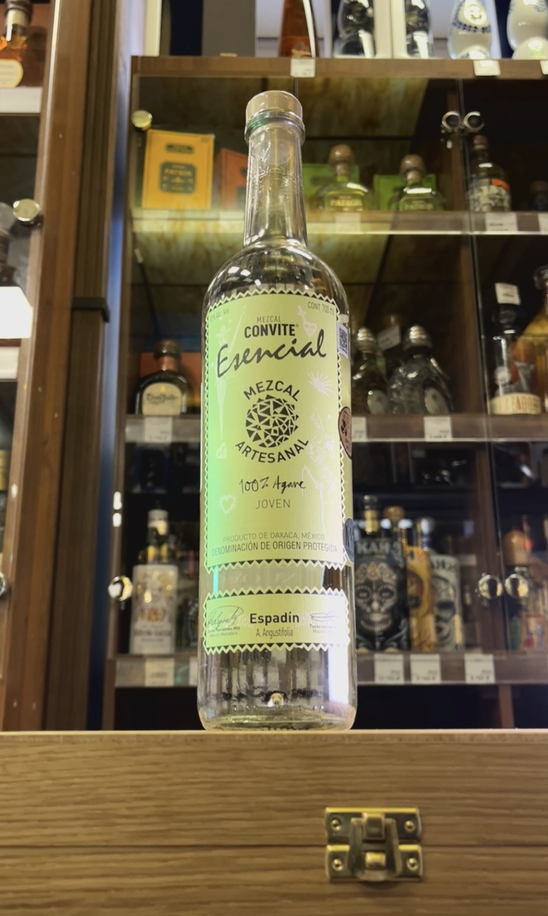 Mezcal Convite Esencial Joven Мескаль Конвите Эсенсиаль Ховен 0.7л