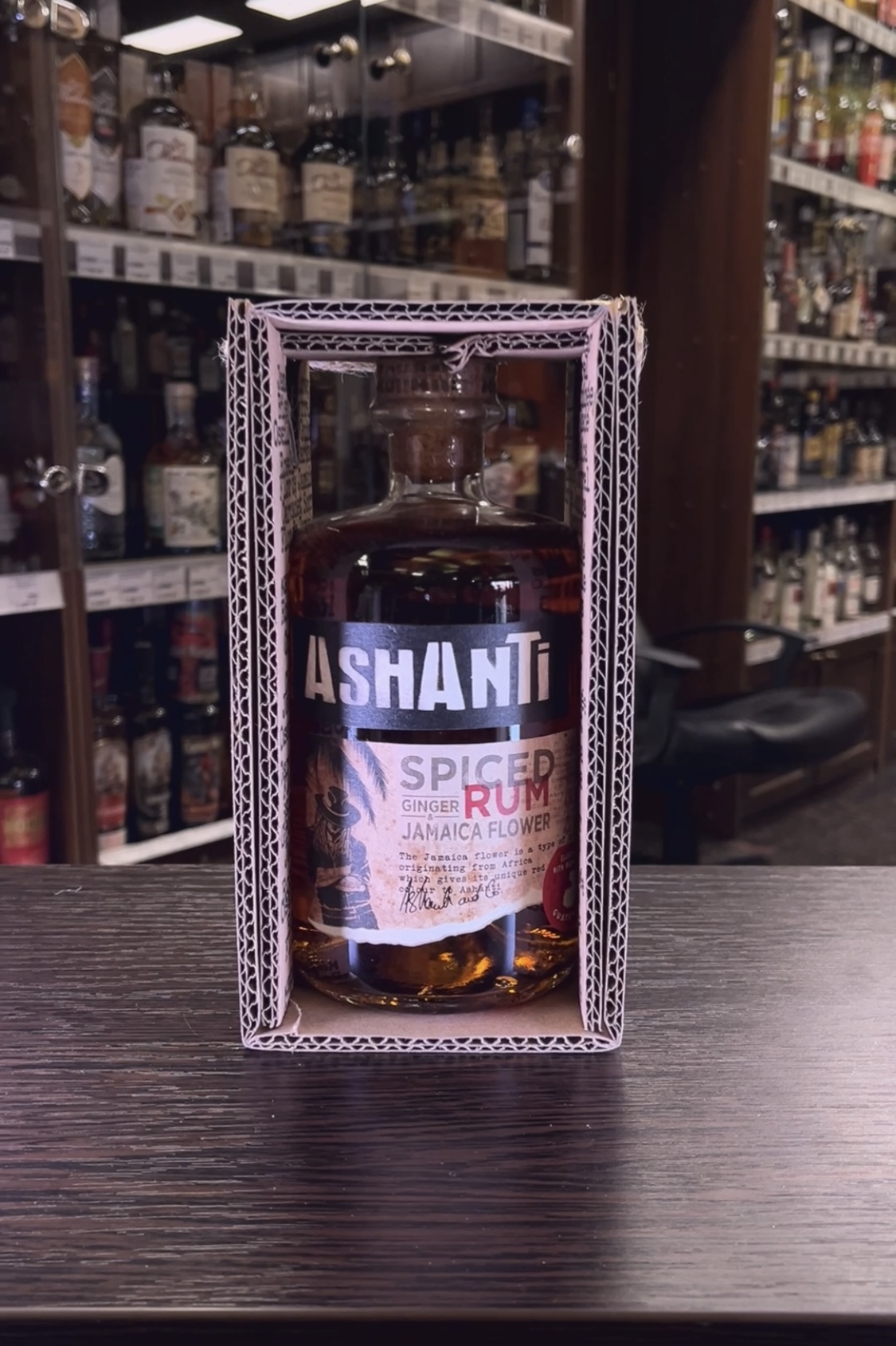 Ashanti Spiced Rum Ром Ашанти Спайсд 0.7л в подарочной упаковке
