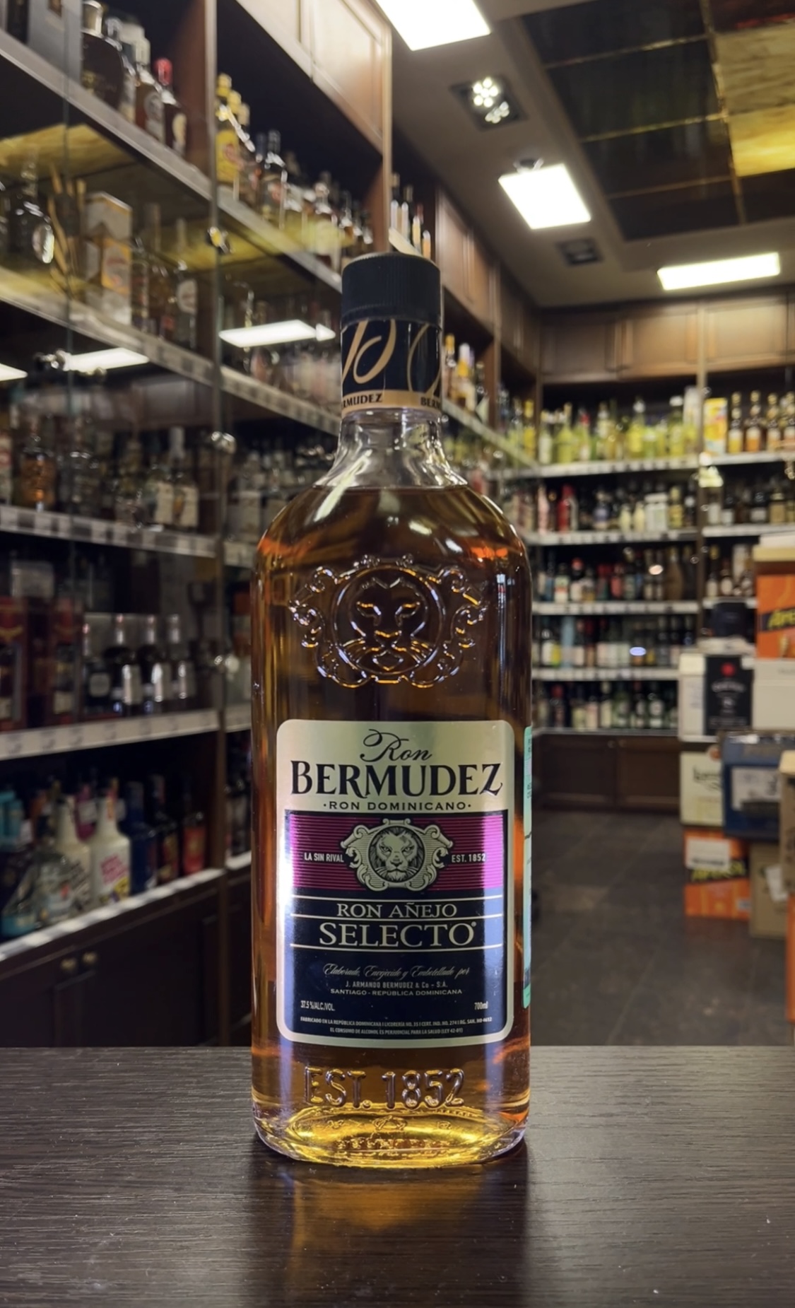 Bermudez Anejo Selecto Ром Бермудез Аньехо Селекто 0.7л